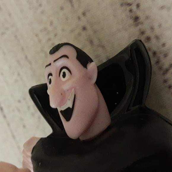 Hotel Transylvania 2 Talking Dracula McDonald’s Happy Meal Toy #1 2015 Halloween - Picture 9 of 11